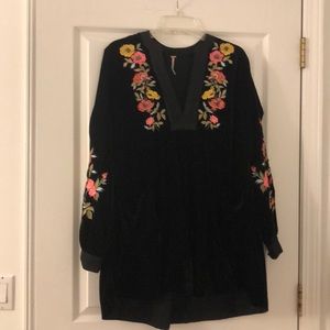 FREE PEOPLE BLACK TUNIC DRESS